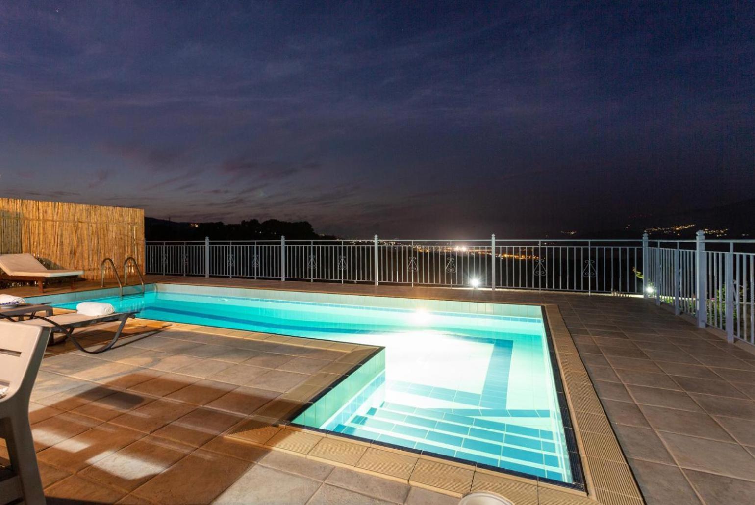 Villa Europe Ena Lakíthra エクステリア 写真