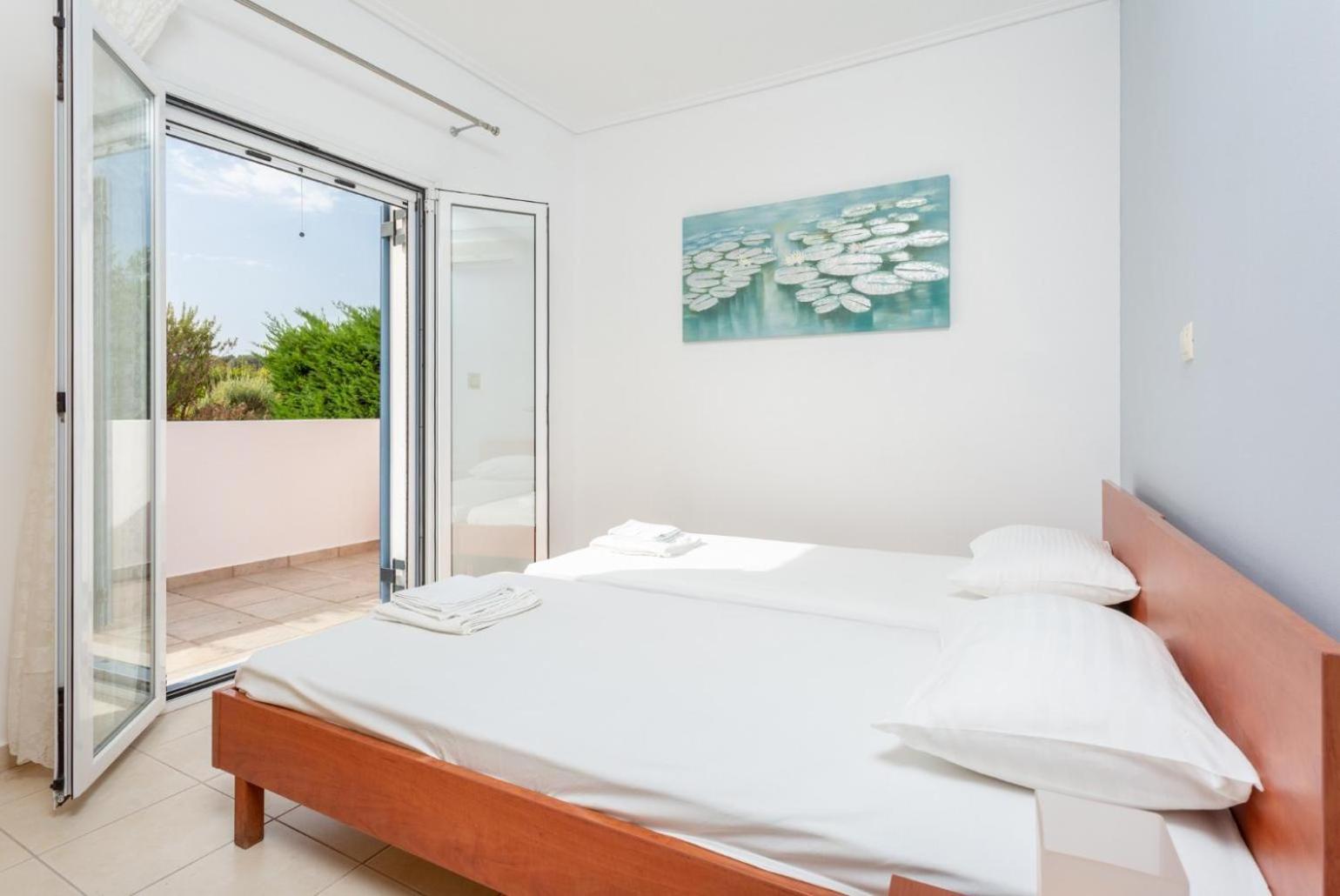 Villa Europe Ena Lakíthra エクステリア 写真